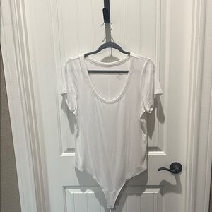 nuuds White Scoop Neck Bodysuit